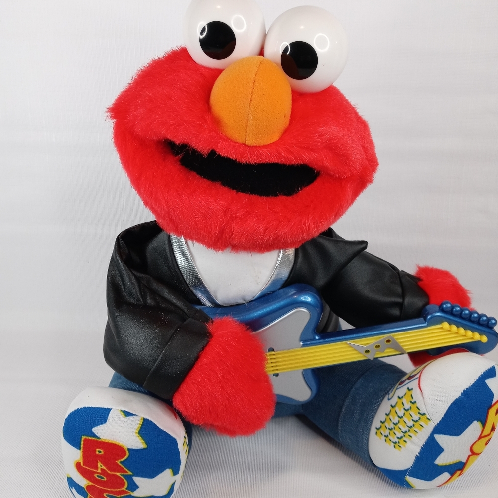 :NOS: 1997 Rock n Roll Elmo